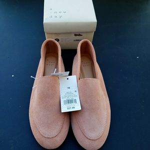a new day Size 7 Wide Genuine Suede Shoes